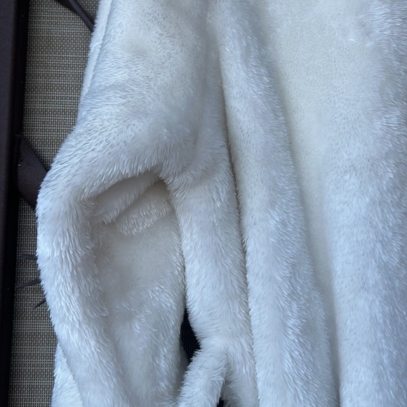 Nordstrom Long Plush Heavyweight Super Soft Winter Robe - Picture 15 of 16